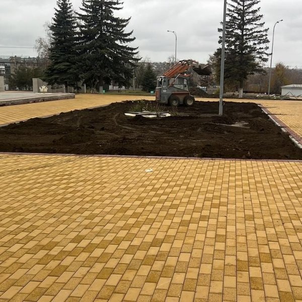 Սալիկապատ քարերի տեղադրում